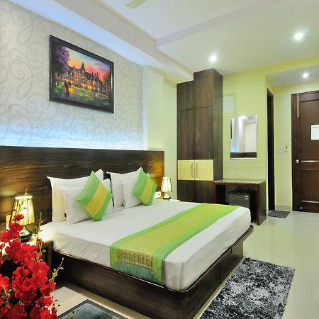 Hotel Sky Rich International - 05 Mins From Karol Bagh Metro Station Delhi  Esterno foto