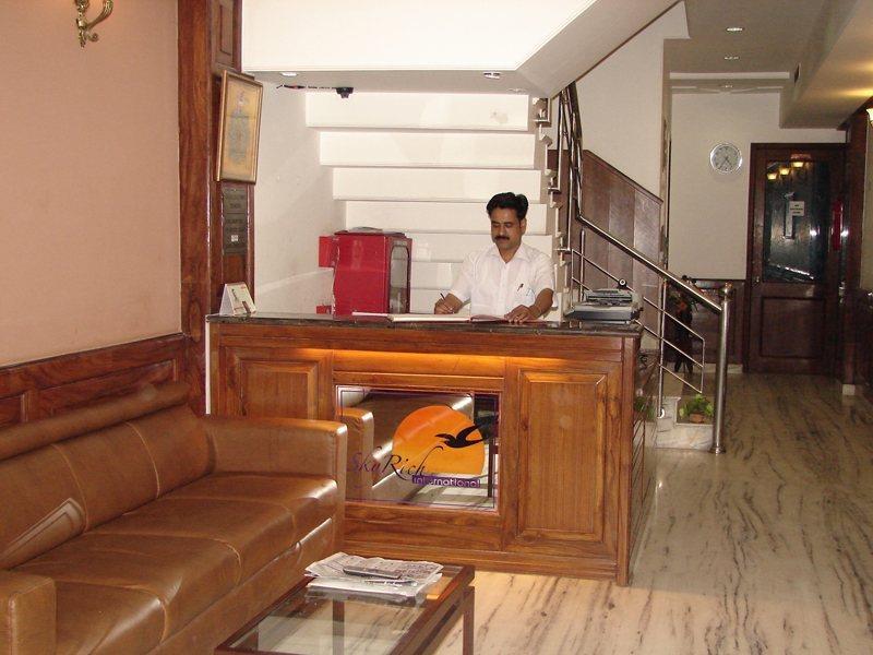 Hotel Sky Rich International - 05 Mins From Karol Bagh Metro Station Delhi  Esterno foto