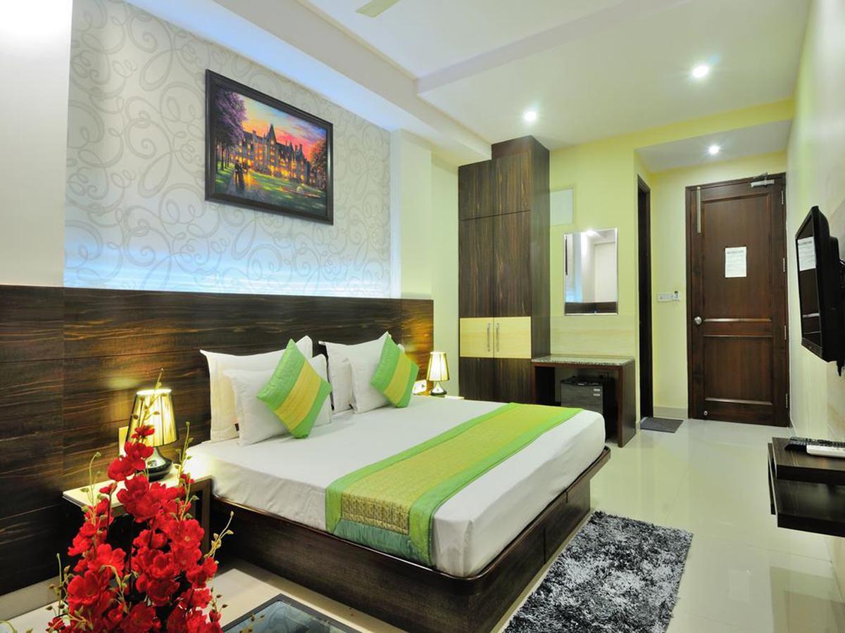 Hotel Sky Rich International - 05 Mins From Karol Bagh Metro Station Delhi  Esterno foto