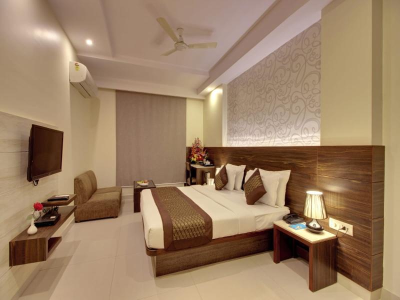 Hotel Sky Rich International - 05 Mins From Karol Bagh Metro Station Delhi  Esterno foto