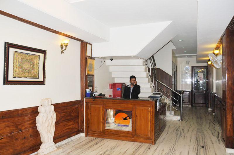 Hotel Sky Rich International - 05 Mins From Karol Bagh Metro Station Delhi  Esterno foto